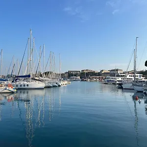  Apartment Attico In Piazza Matteotti Italien